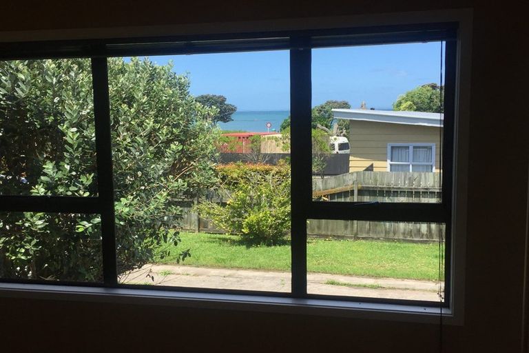 Photo of property in 13 Capitol Road, Matakatia, Whangaparaoa, 0930