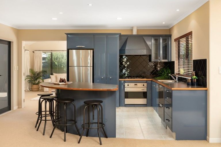 Photo of property in 98 Santa Monica Drive, Papamoa Beach, Papamoa, 3118