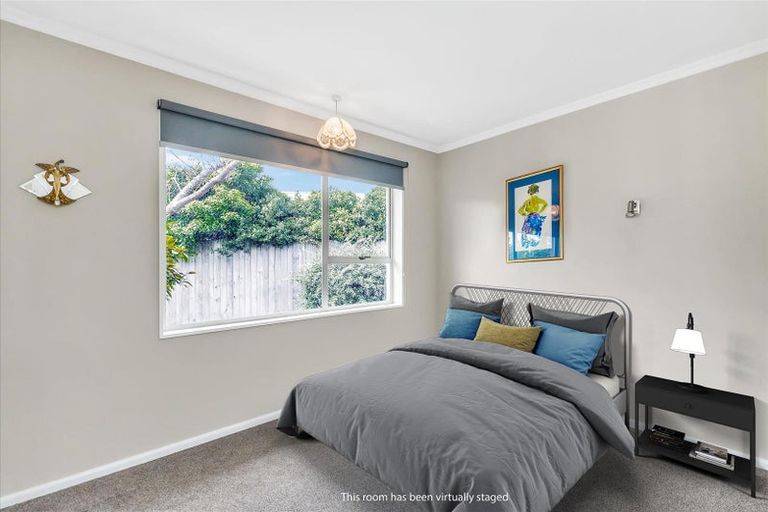 Photo of property in 2/242 Lake Terrace Road, Shirley, Christchurch, 8061