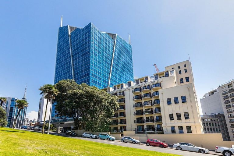 Photo of property in 23 Emily Place, Bellevue, Tauranga, 3110