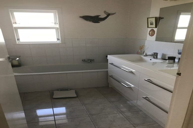 Photo of property in 4/39 Tamaki Drive, Mission Bay, Auckland, 1071