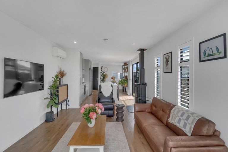 Photo of property in 11 John Raven Lane, Woodend, 7610