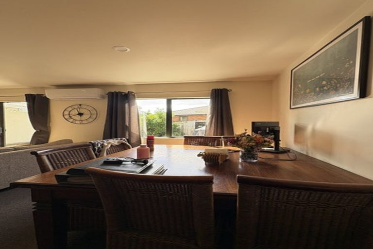 Photo of property in 8/3 Orwell Road, Greenhithe, Auckland, 0632