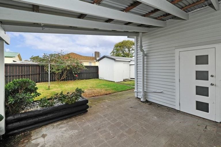 Photo of property in 1/17 Tidal Road, Mangere, Auckland, 2022