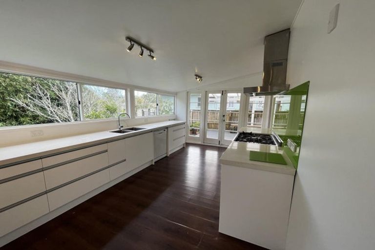 Photo of property in 55 Kamara Road, Glen Eden, Auckland, 0602