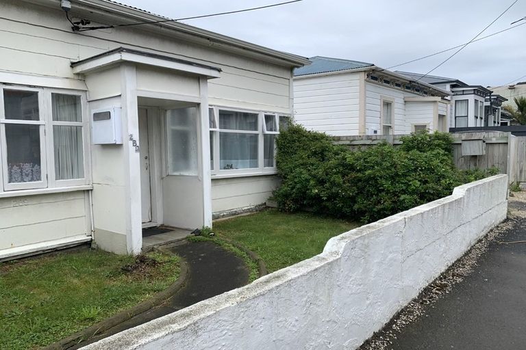 Photo of property in 289 Mansfield Street, Newtown, Wellington, 6021