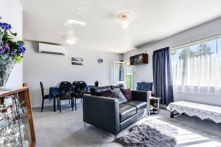 Photo of property in 28b Livingstone Avenue, Nawton, Hamilton, 3200