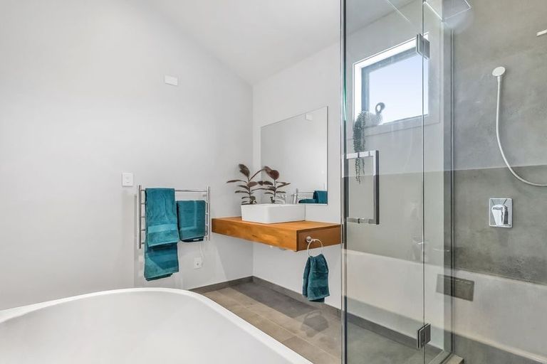 Photo of property in 16 Glen Oak Drive, Kirwee, Darfield, 7571