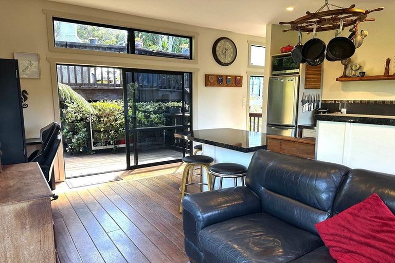 Photo of property in 10 Ward Drive, Opua, 0200