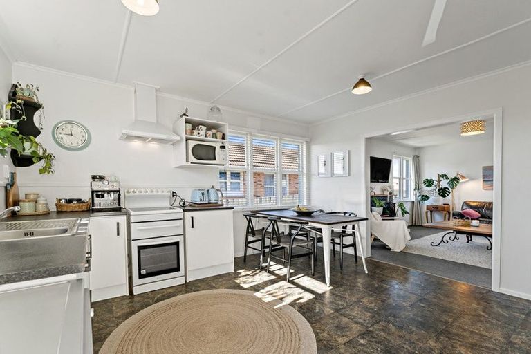 Photo of property in 14 Church Street, Tuakau, 2121