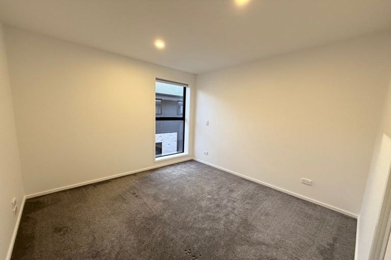 Photo of property in 2/5 Shearer Avenue, Papanui, Christchurch, 8052