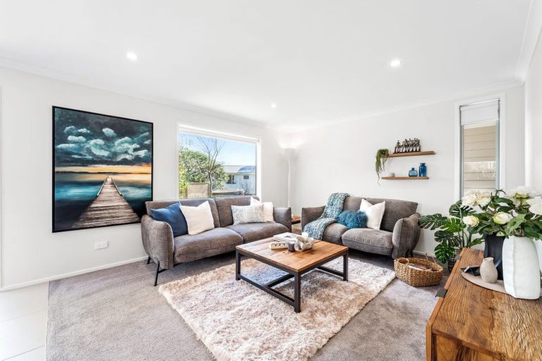 Photo of property in 114a Stanmore Bay Road, Stanmore Bay, Whangaparaoa, 0932