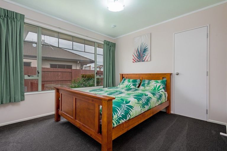 Photo of property in 72 Parnell Heights, Kelvin Grove, Palmerston North, 4414