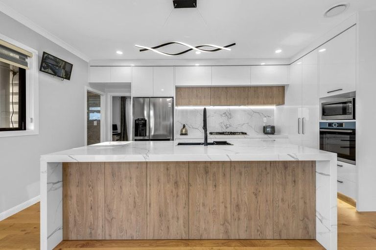 Photo of property in 90 Longhorn Drive, Flat Bush, Auckland, 2019