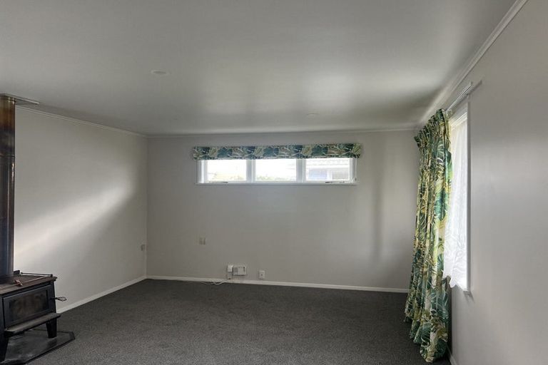Photo of property in 10 Norfolk Street, Levin, 5510