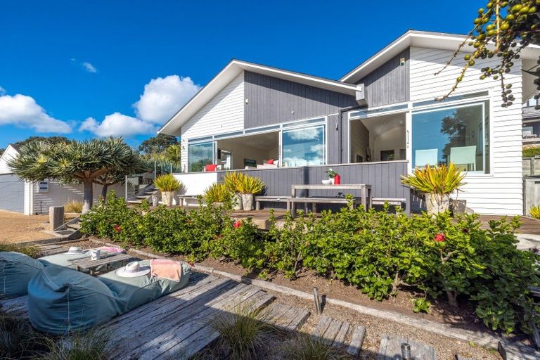 Photo of property in 2/28 Beach Parade, Oneroa, Waiheke Island, 1081