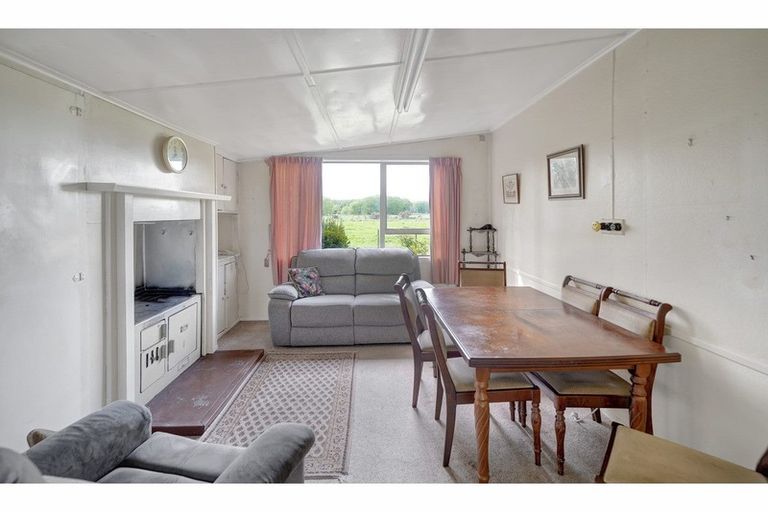 Photo of property in 1724 Springs Road, Lincoln, Christchurch, 7674