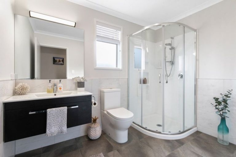 Photo of property in 89 Bert Wall Drive, Omokoroa, 3114