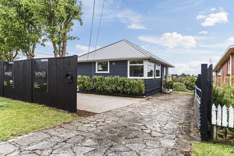 Photo of property in 56 Brois Street, Frankleigh Park, New Plymouth, 4310