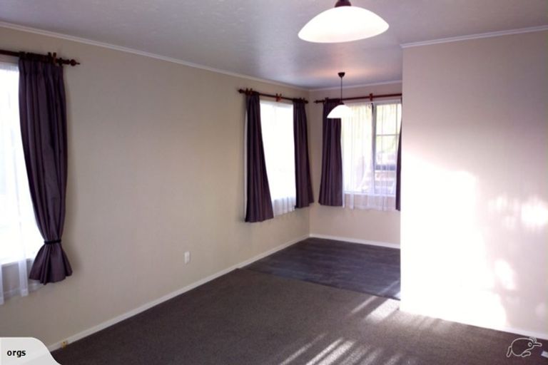 Photo of property in 12 Buccaneer Place, Grenada Village, Wellington, 6037