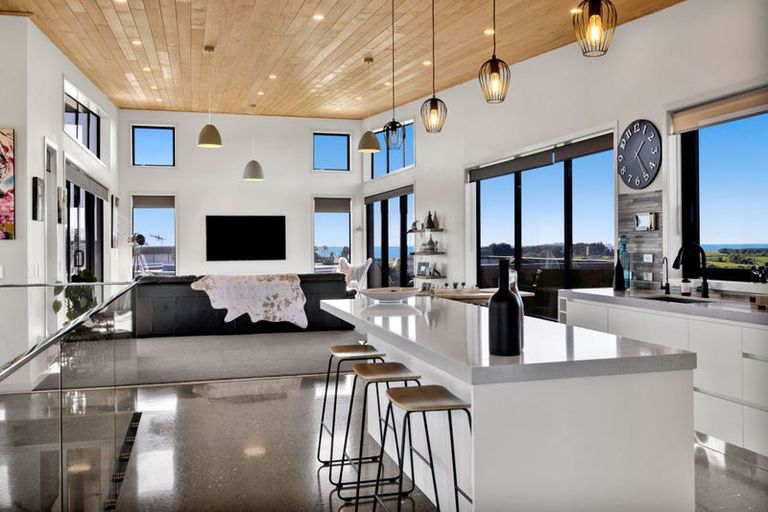 Photo of property in 16a Links Drive, Waiwhakaiho, New Plymouth, 4312