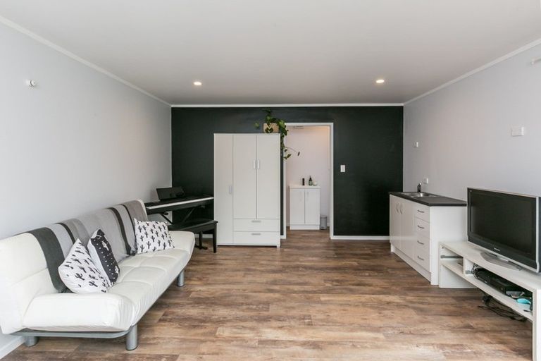 Photo of property in 5 Sheehan Street, Bay View, Napier, 4104