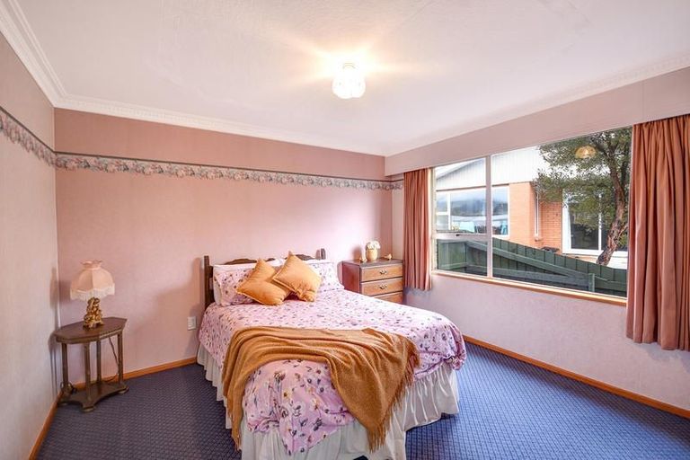 Photo of property in 28 Thames Street, Mosgiel, 9024