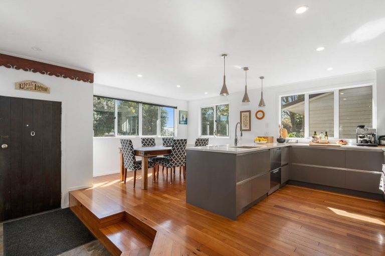 Photo of property in 36 Wharepaina Crescent, Springfield, Rotorua, 3015