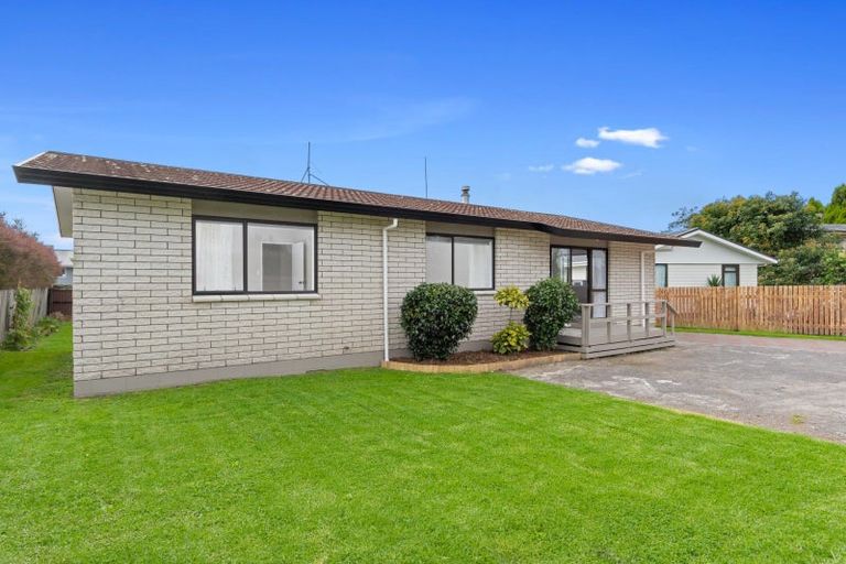 Photo of property in 27 Macloughlin Drive, Te Puke, 3119