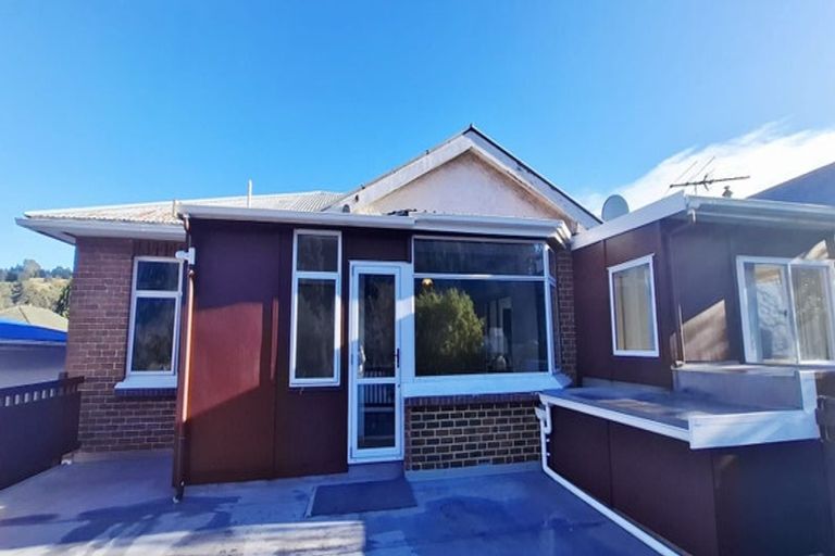 Photo of property in 20 Manchester Street, Bradford, Dunedin, 9011