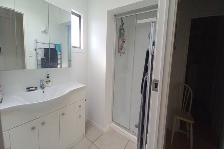 Photo of property in 22 Foster Crescent, Snells Beach, 0920