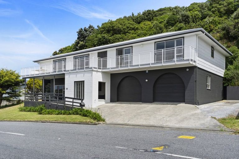 Photo of property in 99 Akaroa Drive, Maupuia, Wellington, 6022