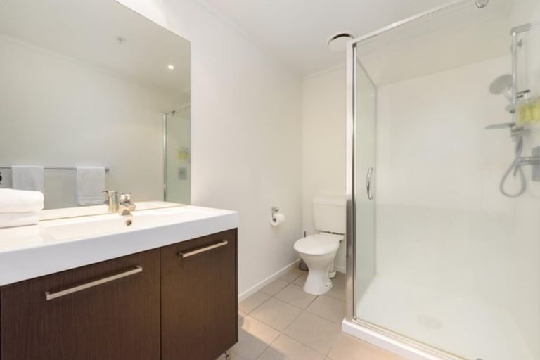 Photo of property in Atlas Apartments, 8/49 Maunganui Road, Mount Maunganui, 3116
