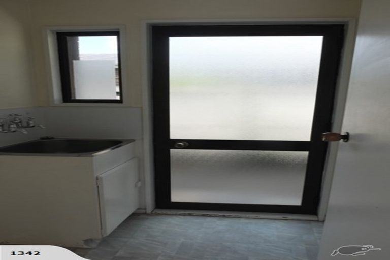 Photo of property in 2/605 Barbadoes Street, Edgeware, Christchurch, 8013