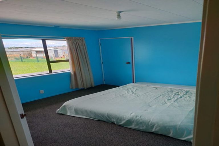Photo of property in 1a Silvan Place, Bell Block, New Plymouth, 4312