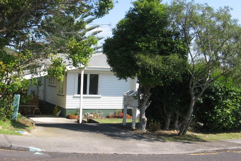 Photo of property in 22 Willow Avenue, Birkenhead, Auckland, 0626