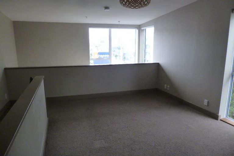 Photo of property in Canvas Apartments, 22/307 Willis Street, Te Aro, Wellington, 6011