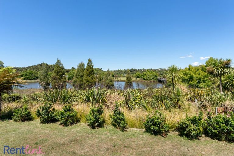 Photo of property in 39 Scoria Close, Pyes Pa, Tauranga, 3112