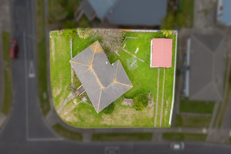 Photo of property in 2 Hukatai Street, Elsdon, Porirua, 5022