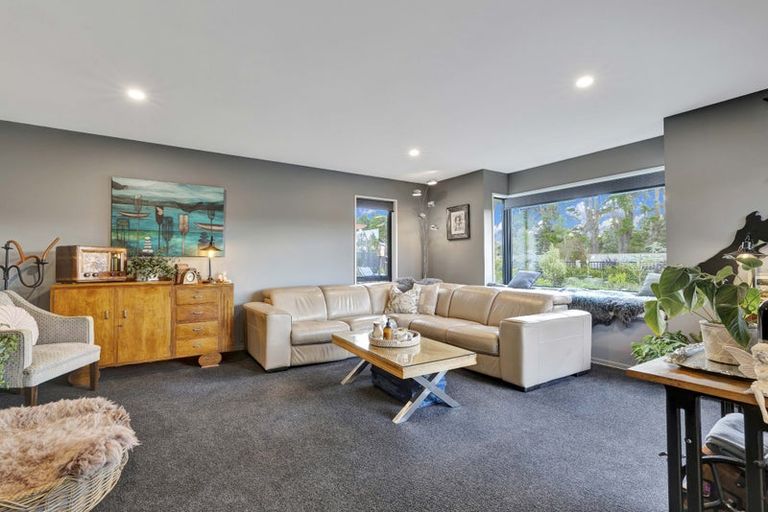 Photo of property in 3 Cox Lane, Amberley, 7410