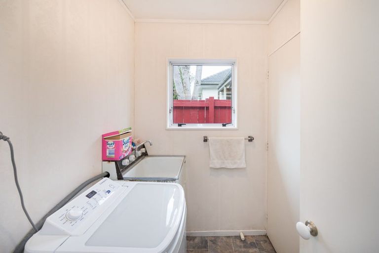 Photo of property in 104a Russell Street, Palmerston North, 4414