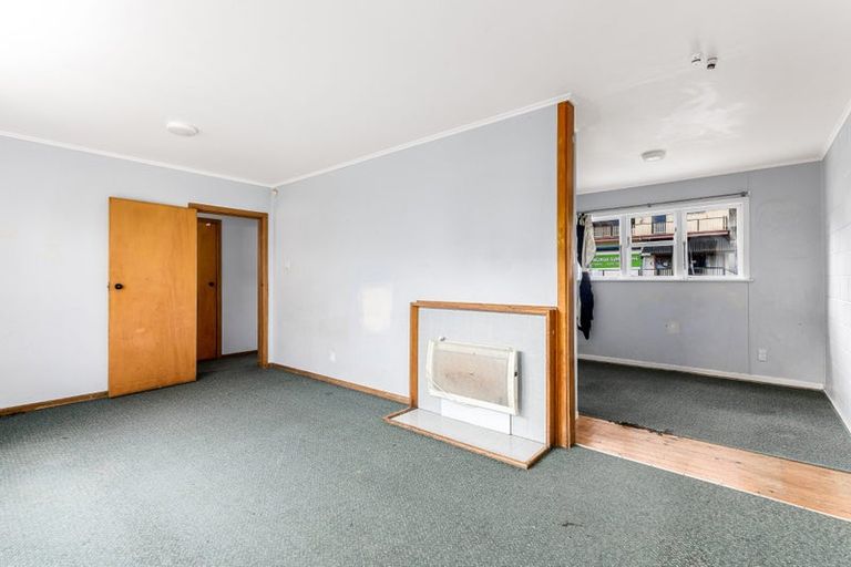 Photo of property in 301-303 Warspite Avenue, Waitangirua, Porirua, 5024
