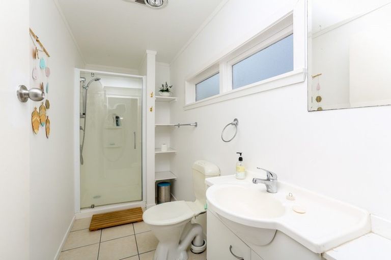 Photo of property in 204a Tukapa Street, Westown, New Plymouth, 4310