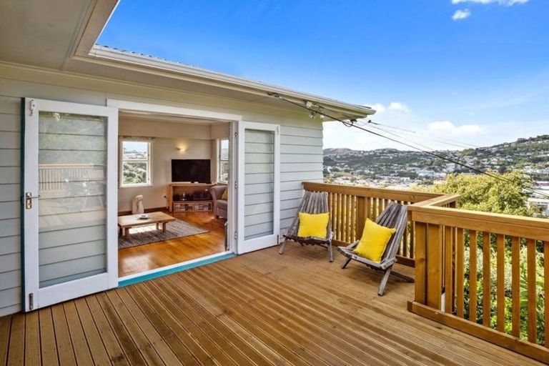 Photo of property in 66 Frankmoore Avenue, Johnsonville, Wellington, 6037