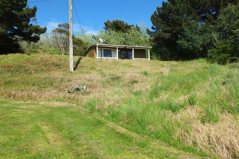 Photo of property in 8 Signal Street, Foxton Beach, Foxton, 4815