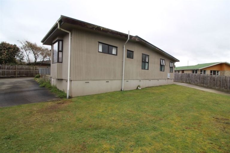 Photo of property in 8 Dunkeld Place, Tokoroa, 3420