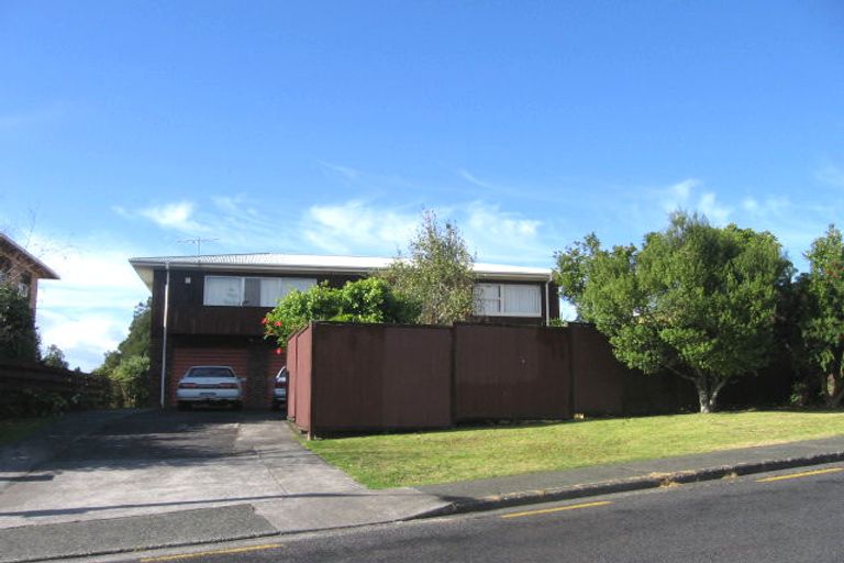 Photo of property in 3 Mcdowell Crescent, Hillcrest, Auckland, 0627