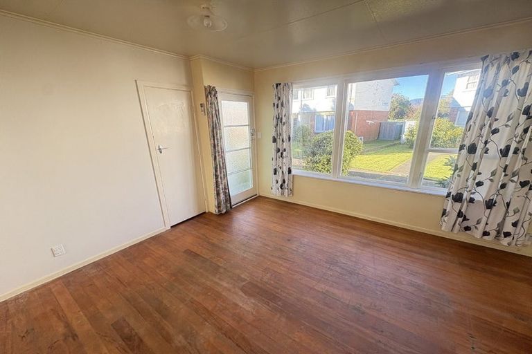 Photo of property in Capulet Flats, 48c Merton Street, Trentham, Upper Hutt, 5018