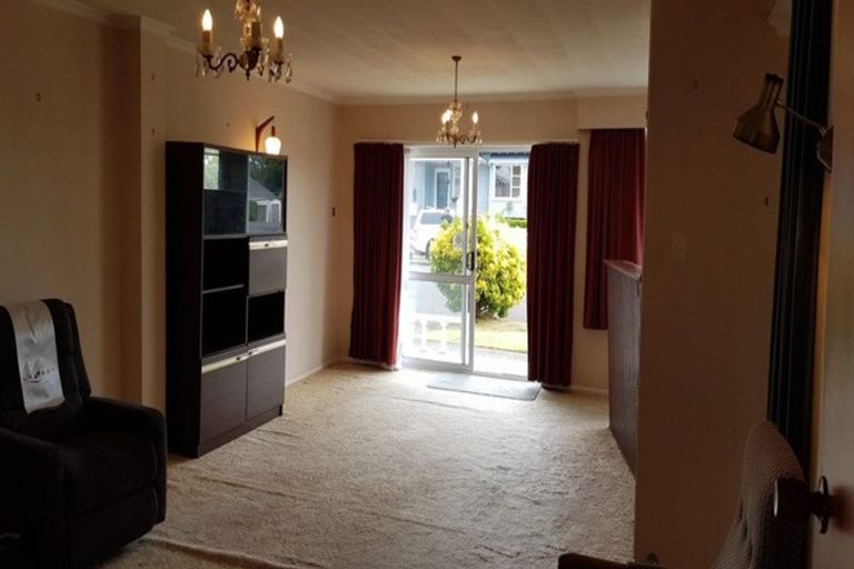 Photo of property in 3/21 Dorset Avenue, Westown, New Plymouth, 4310