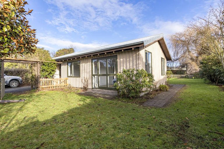 Photo of property in 4 Fergusson Street, Geraldine, 7930